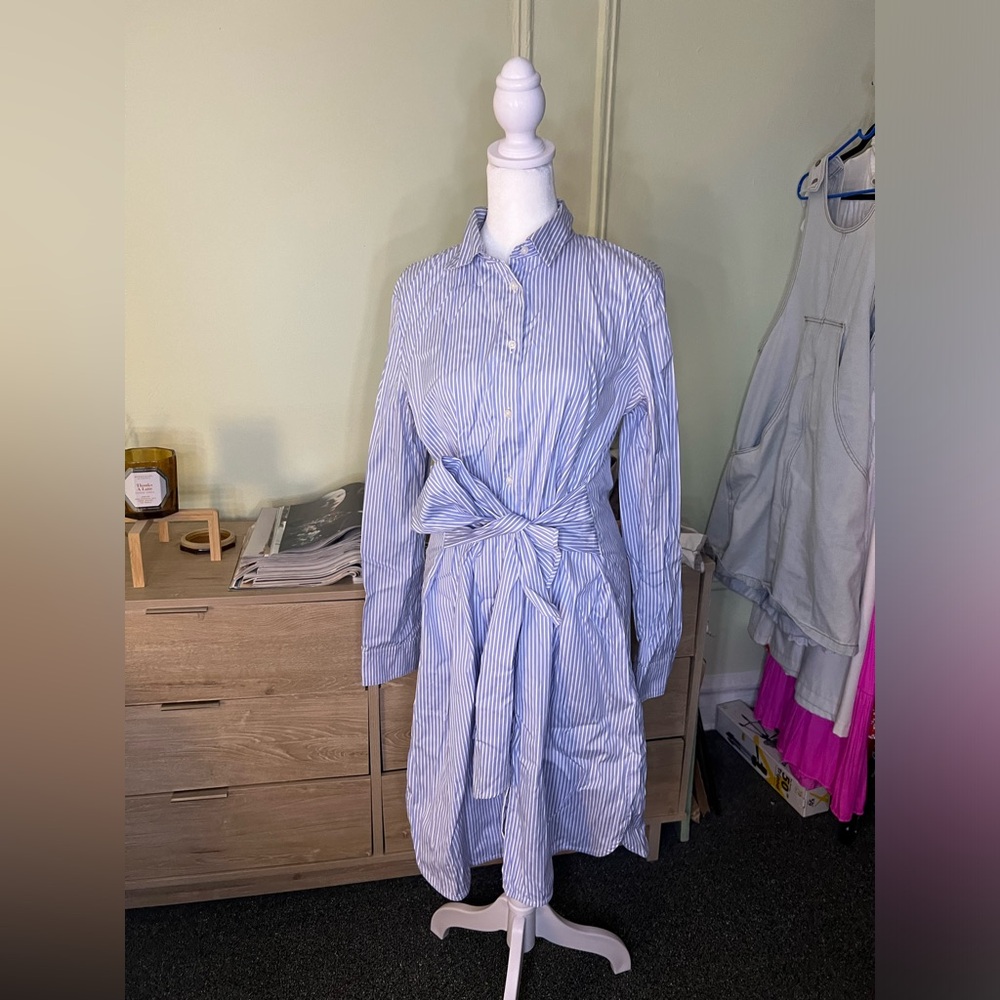 ANN TAYLOR Blue & White Seersucker Stripe Wrap Button Down Modest Midi Dress M